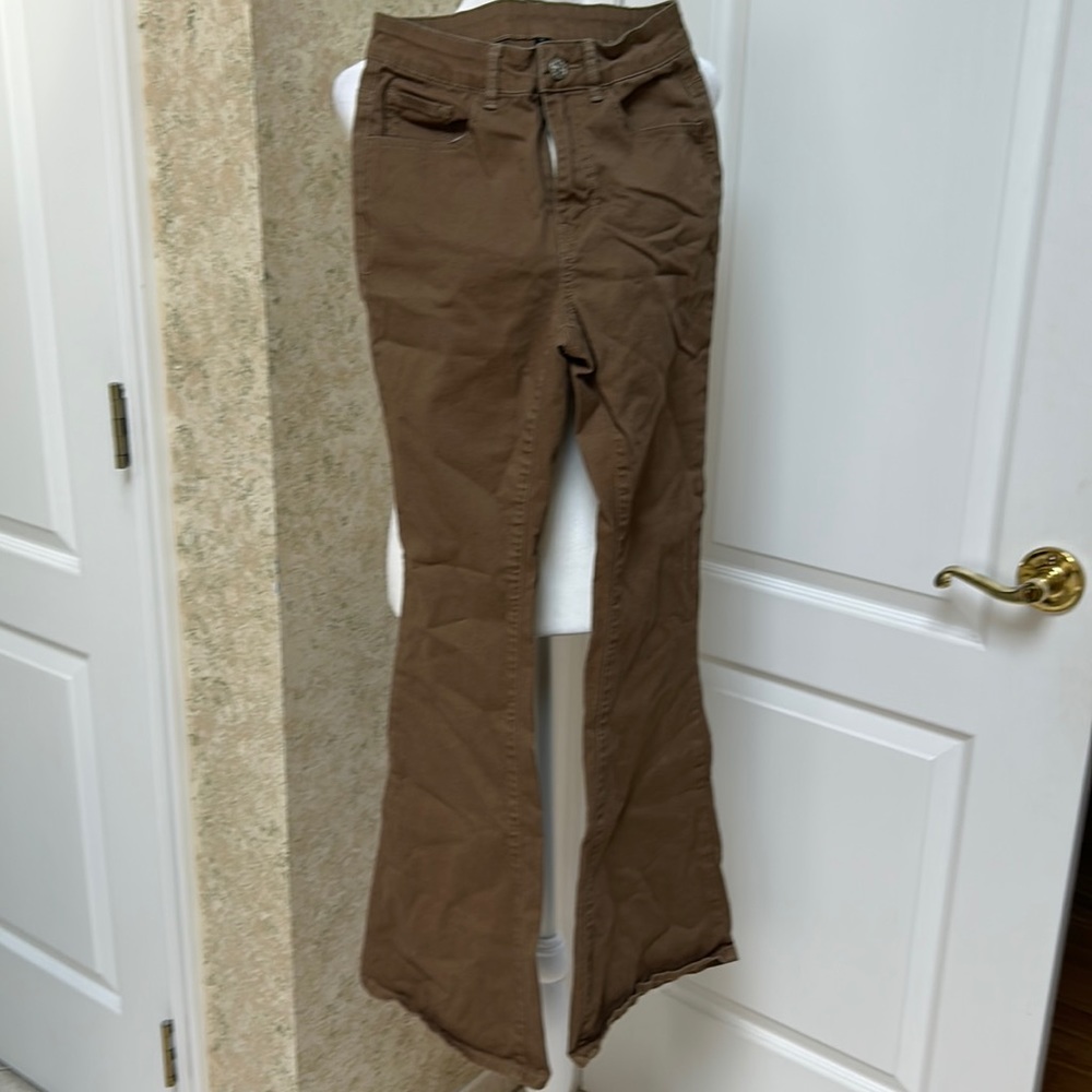 Okuohao brand flare lightweight jeans.